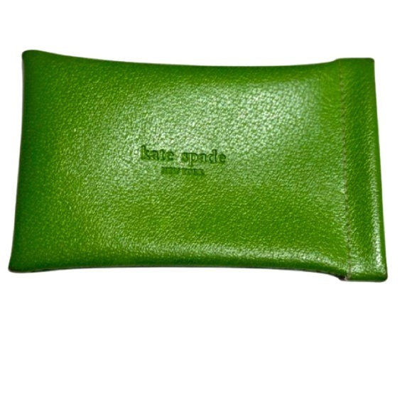 Kate Spade Vibrant Green Leather Sunglasses Case – Stylish & Protective - Picture 1 of 4